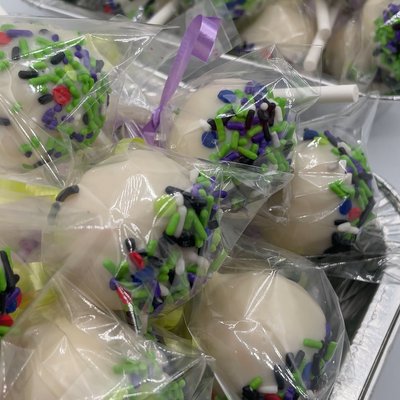 (12) Chocolate Cakepops
