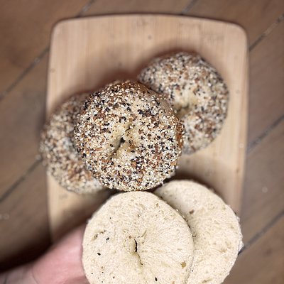 🥯 Sourdough Everything Bagels