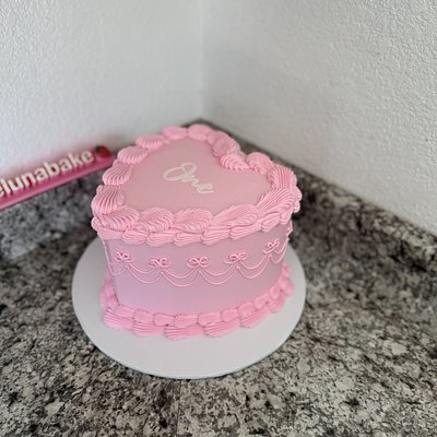8in Cake 