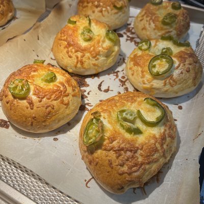 Cheddar Jalepeno Bagels