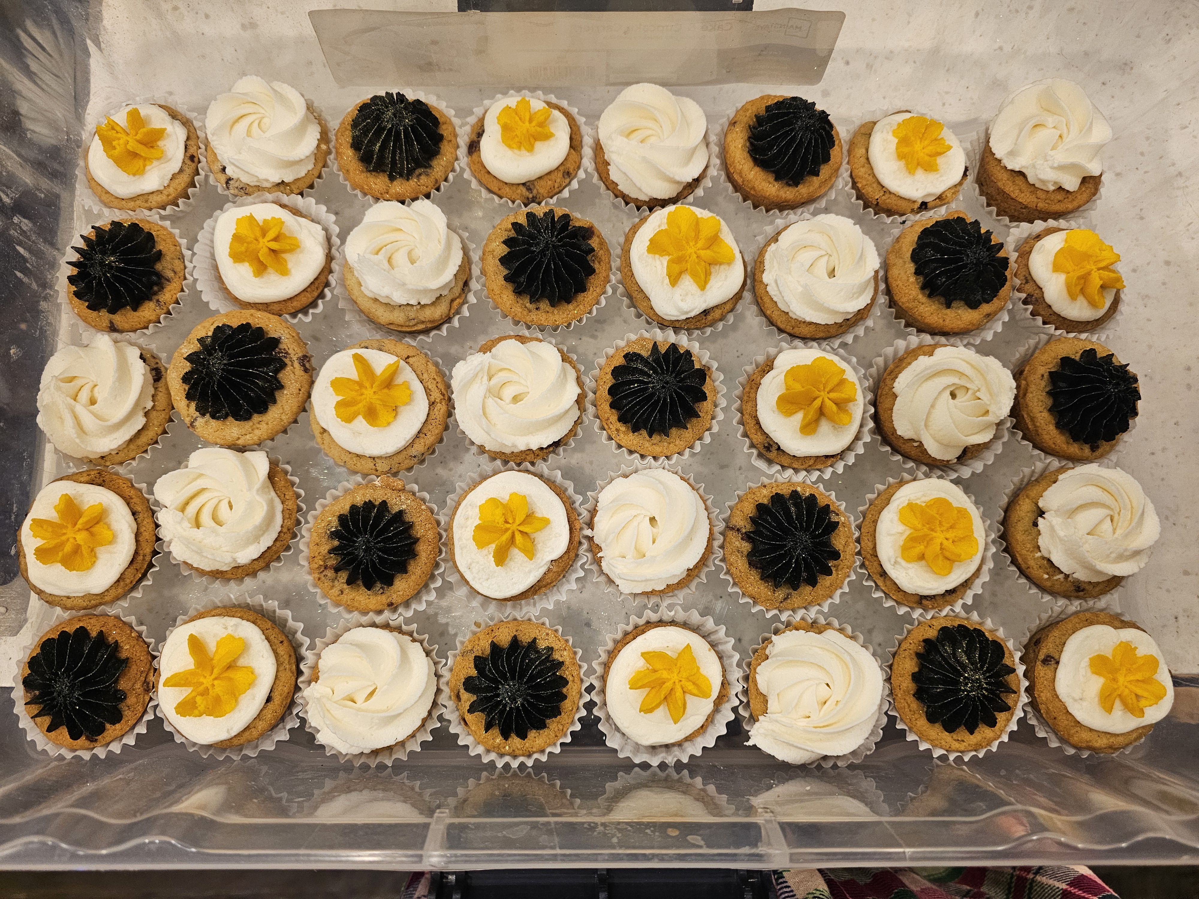 Cookie Bites (24 Bites)