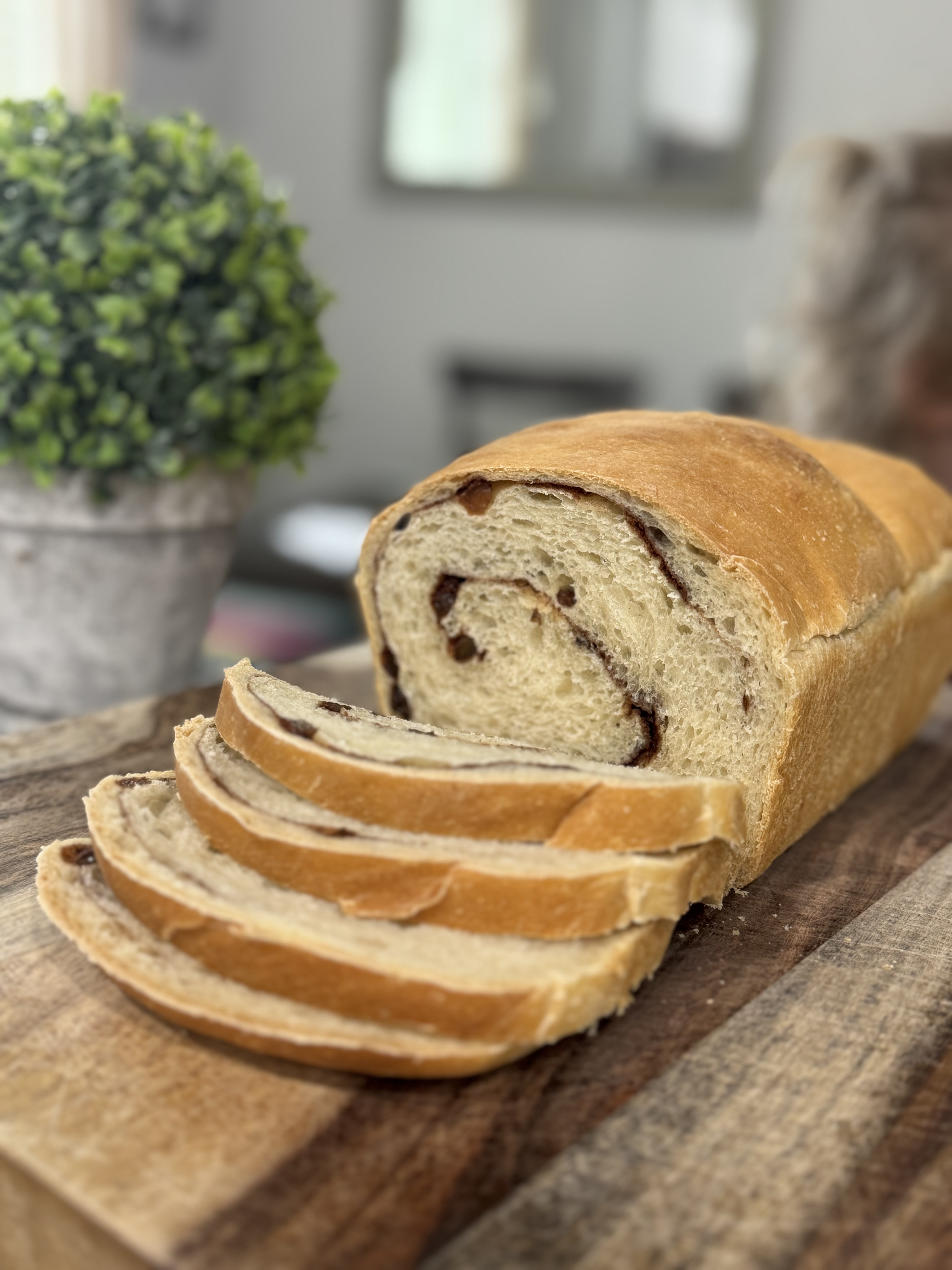 Cinnamon Raisin Swirl Sandwich Bread