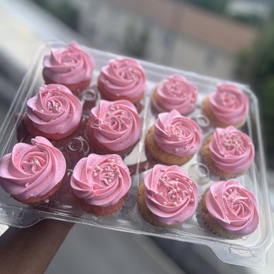 Standard Sized Cupcakes