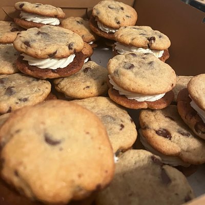 Chocolate Chip Cookie Sandwiches 