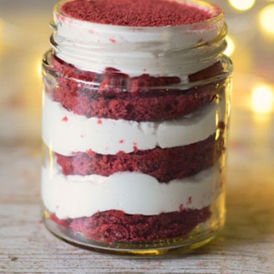 Red Velvet Cake Jar