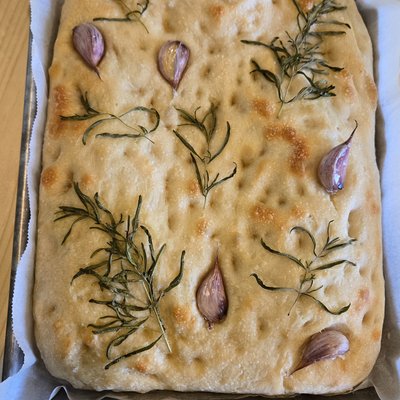 Foccaccia Bread - Salted Rosemary Garlic