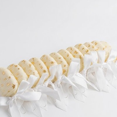 Luxury Cakesicles 