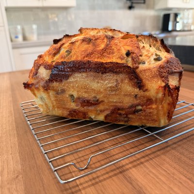 Loaf- Jalapeño Cheddar