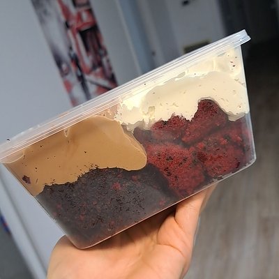 650ml Cake Tubs