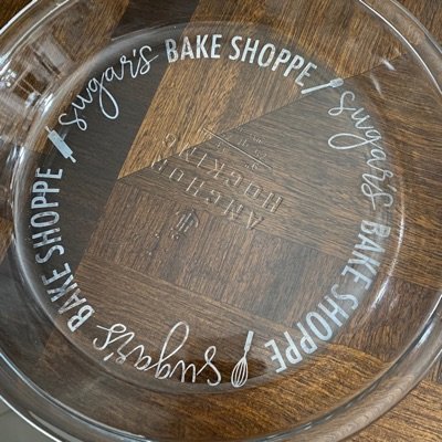 sugar’s logo pie plate