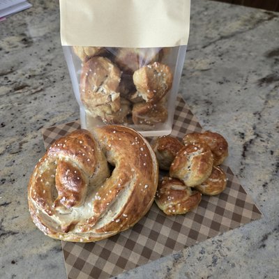 Sourdough Pretzel Bites 