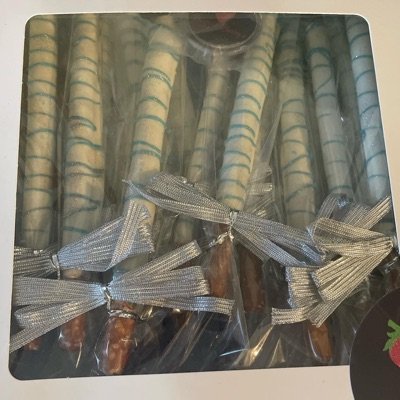 Chocolate Covered Pretzel Rods