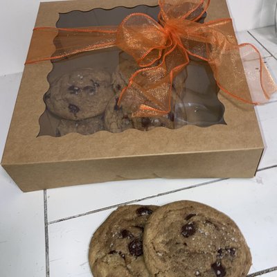 1 Dozen Brown Butter Chocolate Chip Cookies
