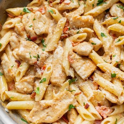 Chicken Spaghetti: Half (Feeds 2-3) 10/28