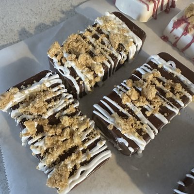 Chocolate Covered Nutter Butter With Milk Chocolate 