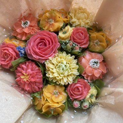 Cupcake Bouquet - 12 Cupcakes