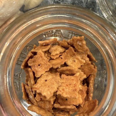 Cheese Crackers (6 Oz)