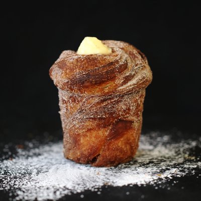 Cruffin- Vanilla Custard  