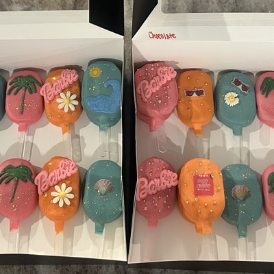 Cakesicles 