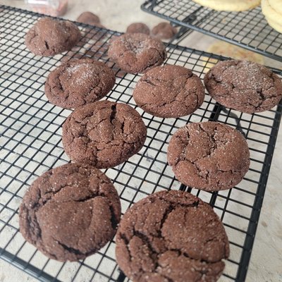 Chocolate sugar cookies