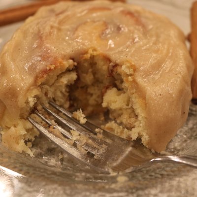 Single Cinnamon Roll