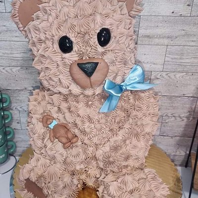 Specialty Shaped Cakes 🧸