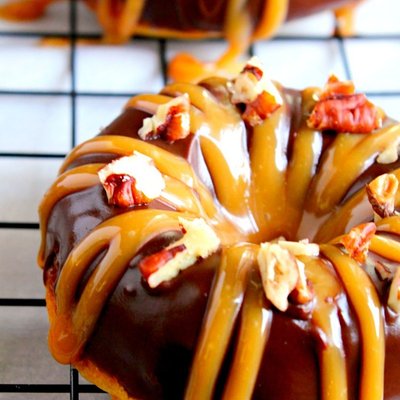 Caramel Pecan Donuts (6)