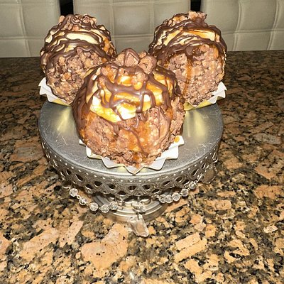 Snicker Doodle Dream Chocolate Covered Apple