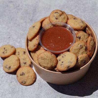 Mini Dunkers - Chocolate Chip - Caramel Sauce