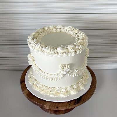7” Cake 16+ Servings Buttercream Cake