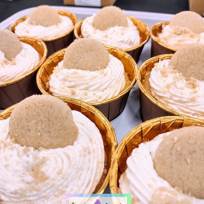 Vegan Banana Cream Pie Cupcakes 