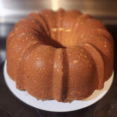 $50 Pound Cakes