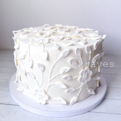 6” Round Sweetheart Cake