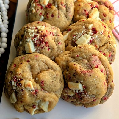 Half Dozen Gourmet Love Bomb Cookie