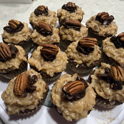 BYO Cupcake (Specialty)