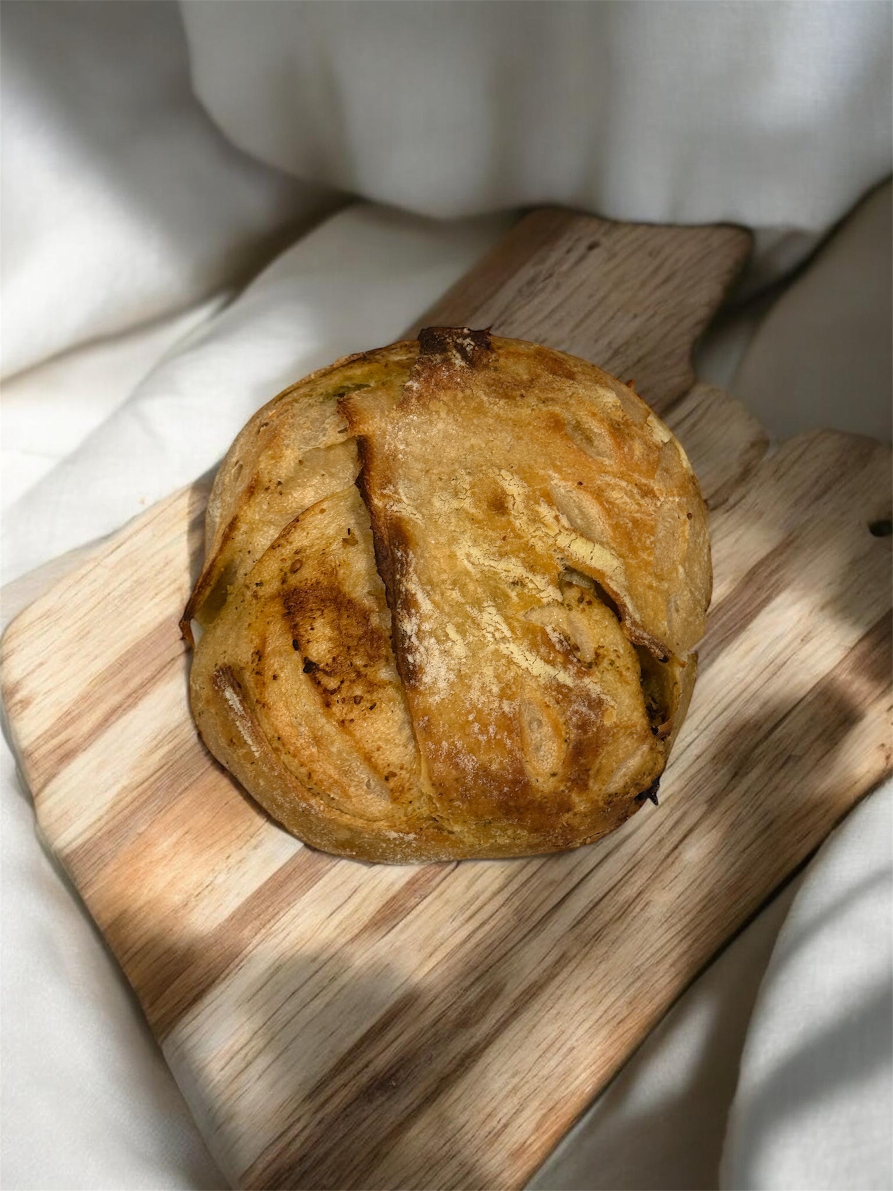 Pesto & Sun Dried Tomatoes Sourdough 