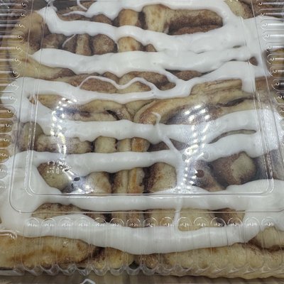Cinnamon Rolls (Frosted)