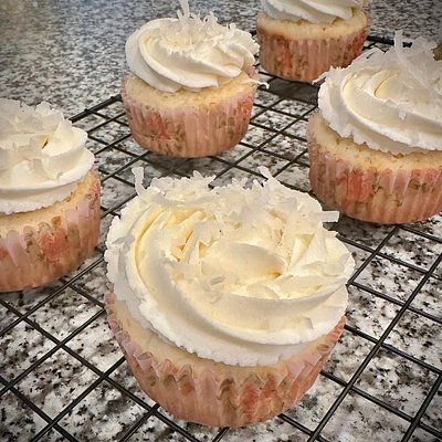 No Sugar Added Buttercream Frosted Cupcakes 