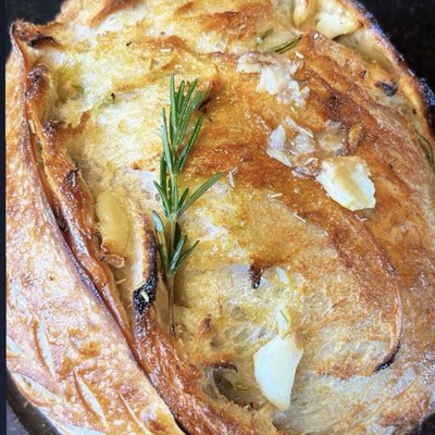 Roasted Garlic & Rosemary Sourdough