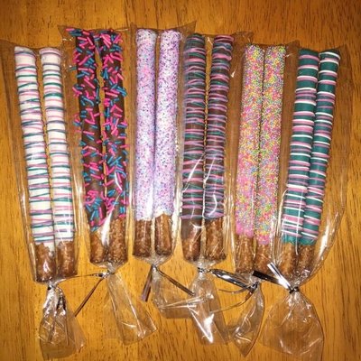 Chocolate Covered Pretzel Rods