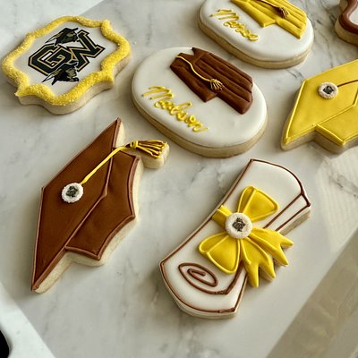 Graduation Theme Cookies