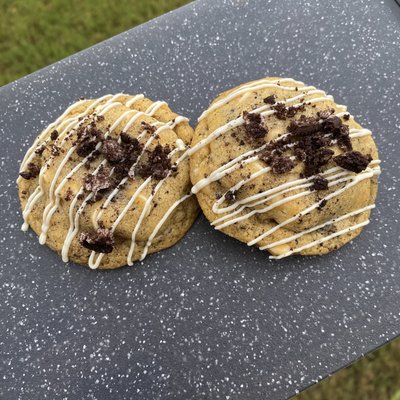 Cookies & Cream Cookies