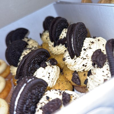 Cookies & Cream Cupcakes