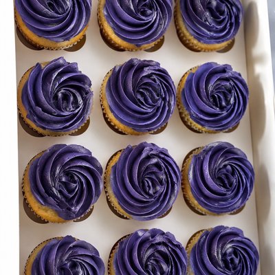 Cupcakes Dozen 