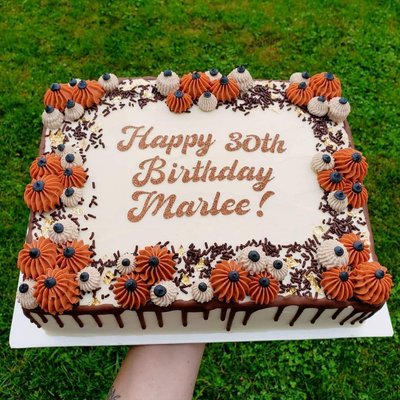 Half (1/2) Sheetcake