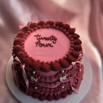 8in Round Cake 