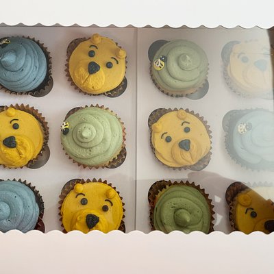 CUPCAKES 