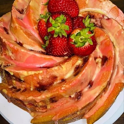 Strawberry Lemon Pound Cake 