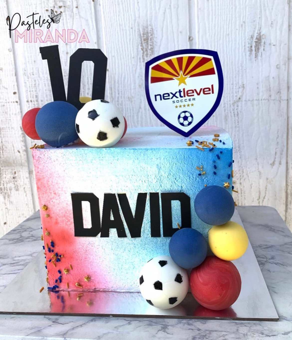 8inch Cake (22-25)