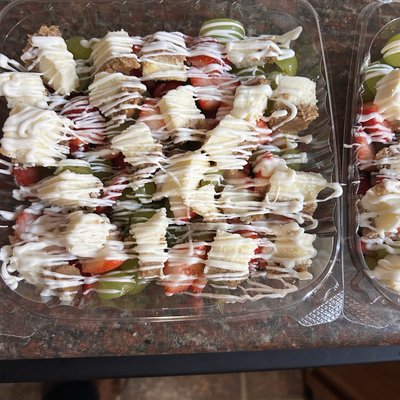 Cheesecake  Fruit Salad 